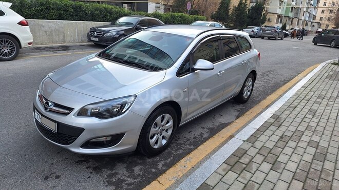 Opel Astra 2015, 216,000 km - 1.6 l - Bakı