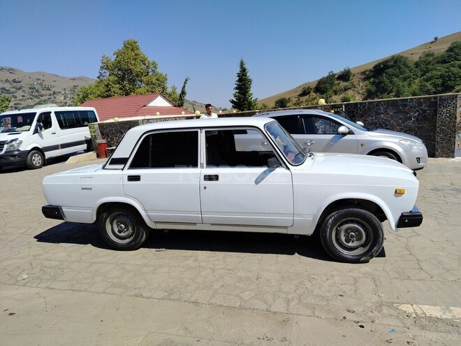 LADA (VAZ) 2107 2009, 143,688 km - 1.6 л - Yardımlı