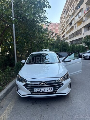 Hyundai Elantra 2018, 194,892 km - 2.0 л - Bakı
