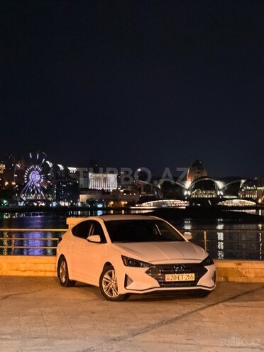 Hyundai Elantra 2018, 194,892 km - 2.0 л - Bakı