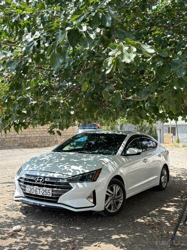 Hyundai Elantra 2018, 194,892 km - 2.0 л - Bakı