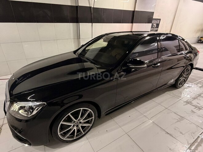 Mercedes  2020, 43,000 km - 4.0 l - Bakı