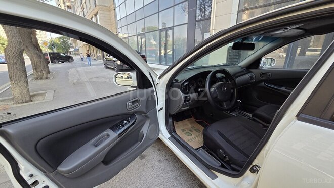 Nissan Sunny 2009, 198,000 km - 1.6 l - Bakı