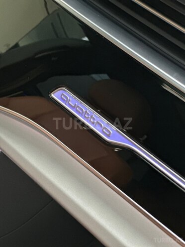 Audi Q8 2022, 91,400 km - 3.0 l - Bakı