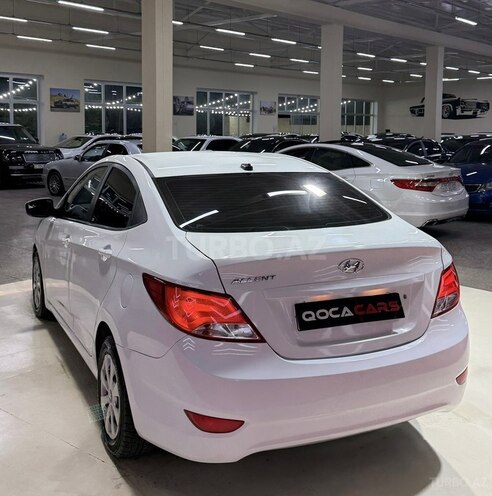 Hyundai Accent 2015, 241,402 km - 1.6 l - Sumqayıt