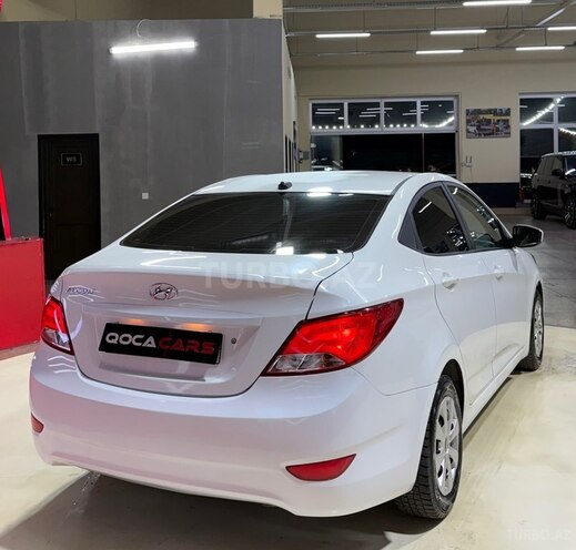 Hyundai Accent 2015, 241,402 km - 1.6 l - Sumqayıt
