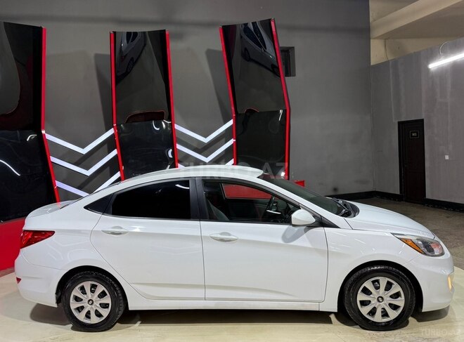 Hyundai Accent 2015, 241,402 km - 1.6 l - Sumqayıt
