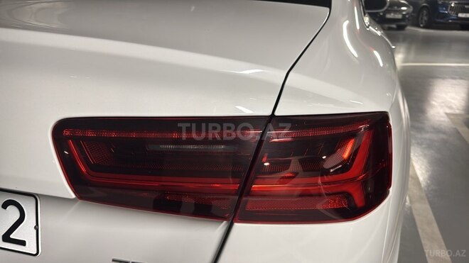 Audi A6 2015, 250,000 km - 2.0 l - Bakı