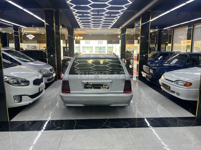 Mercedes C 220 2000, 490,405 km - 2.2 l - Sumqayıt