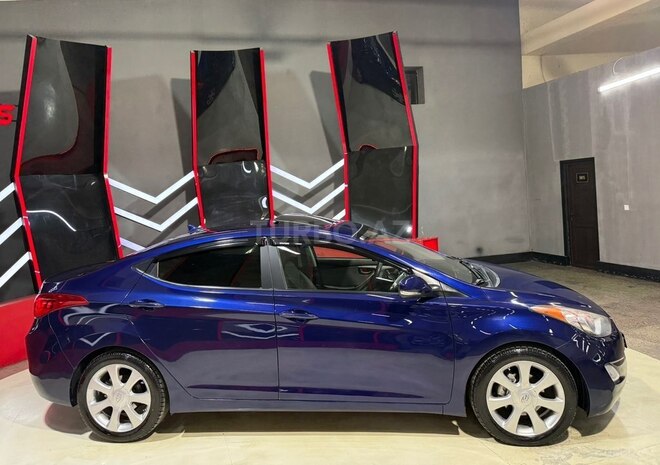 Hyundai Elantra 2011, 273,588 km - 1.8 л - Sumqayıt