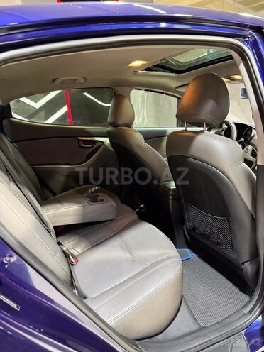 Hyundai Elantra 2011, 273,588 km - 1.8 л - Sumqayıt