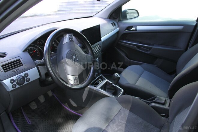 Opel Astra 2005, 313,500 km - 1.4 l - İsmayıllı