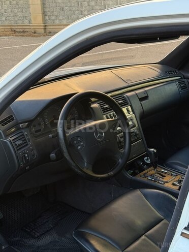 Mercedes E 240 2001, 350,000 km - 2.4 l - Bakı
