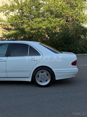 Mercedes E 240 2001, 350,000 km - 2.4 l - Bakı
