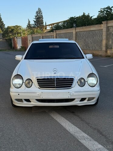 Mercedes E 240 2001, 350,000 km - 2.4 l - Bakı