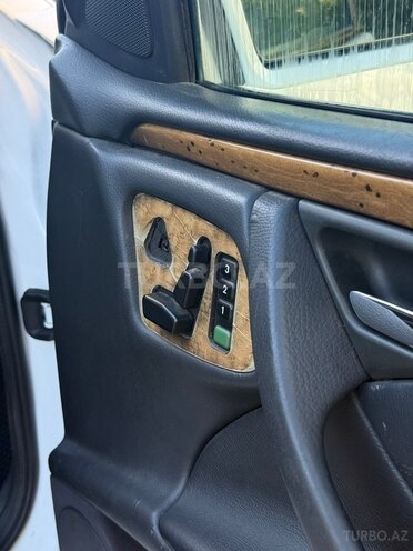 Mercedes E 240 2001, 350,000 km - 2.4 l - Bakı