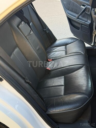 Mercedes E 240 2001, 350,000 km - 2.4 l - Bakı