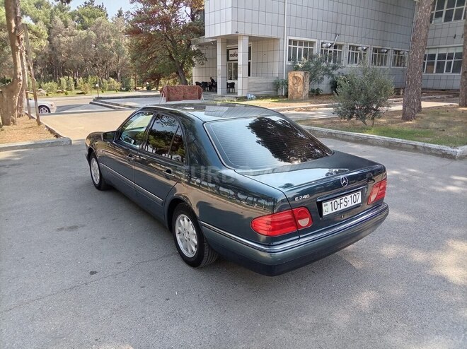 Mercedes E 240 1998, 263,000 km - 2.4 l - Bakı