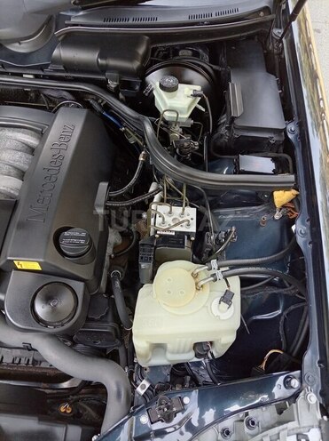 Mercedes E 240 1998, 263,000 km - 2.4 l - Bakı