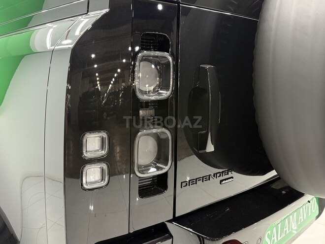 Land Rover Defender 2022, 39,700 km - 3.0 l - Bakı