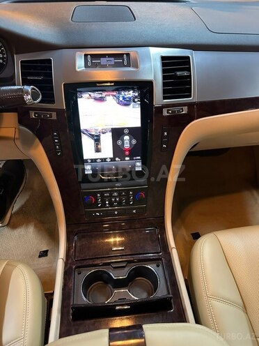 Cadillac Escalade 2008, 201,200 km - 6.2 l - Bakı