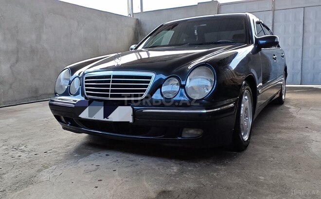 Mercedes E 220 1999, 600,000 km - 2.2 l - Qazax