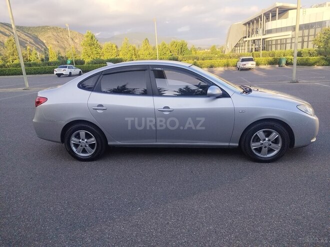 Hyundai Avante 2009, 283,000 km - 1.6 л - Bakı