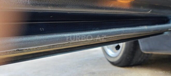 Mercedes E 220 1999, 600,000 km - 2.2 l - Qazax