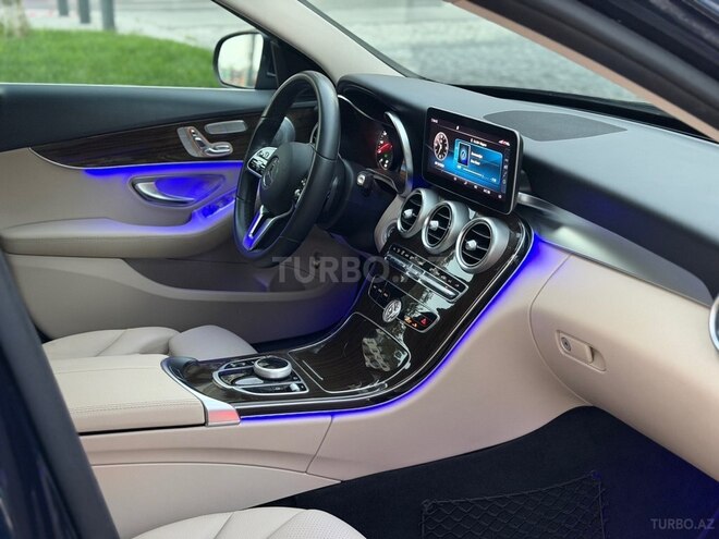 Mercedes C 300 2020, 70,000 km - 2.0 l - Bakı