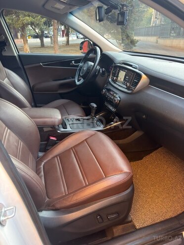 Kia Sorento 2017, 185,000 km - 2.0 l - Bakı