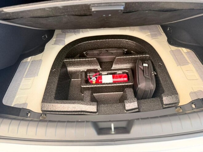 Hyundai Grandeur 2025, 11,300 km - 1.6 л - Bakı