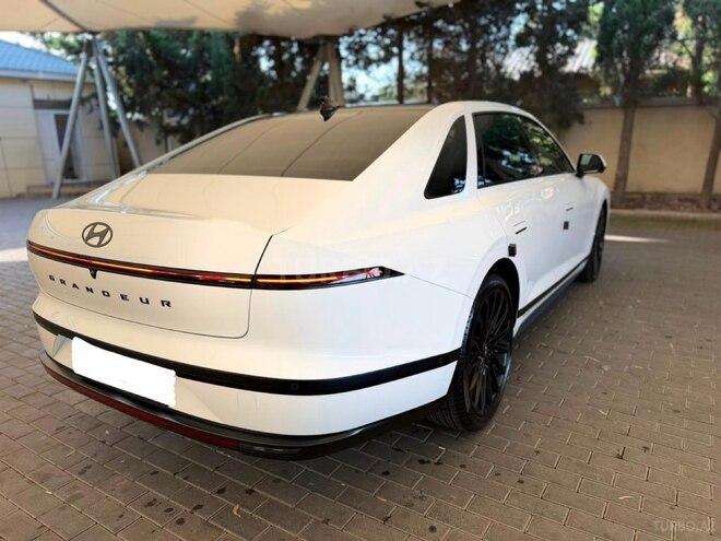 Hyundai Grandeur 2025, 11,300 km - 1.6 л - Bakı