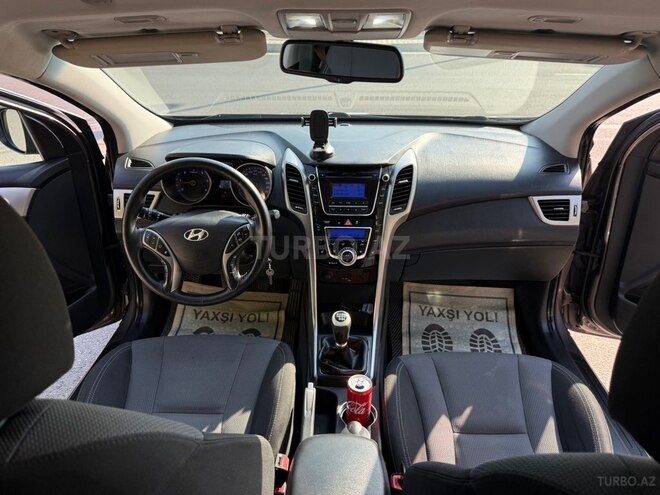 Hyundai i30 2012, 207,000 km - 1.6 л - Şəki