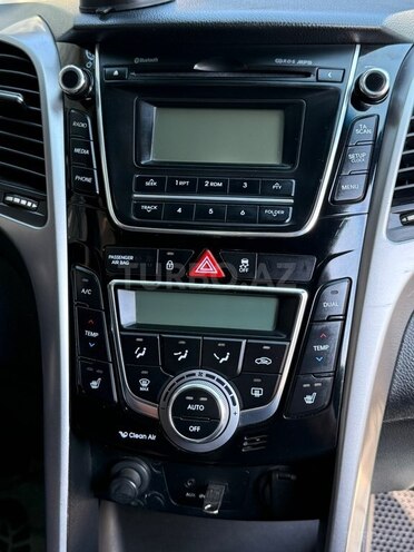 Hyundai i30 2012, 207,000 km - 1.6 л - Şəki