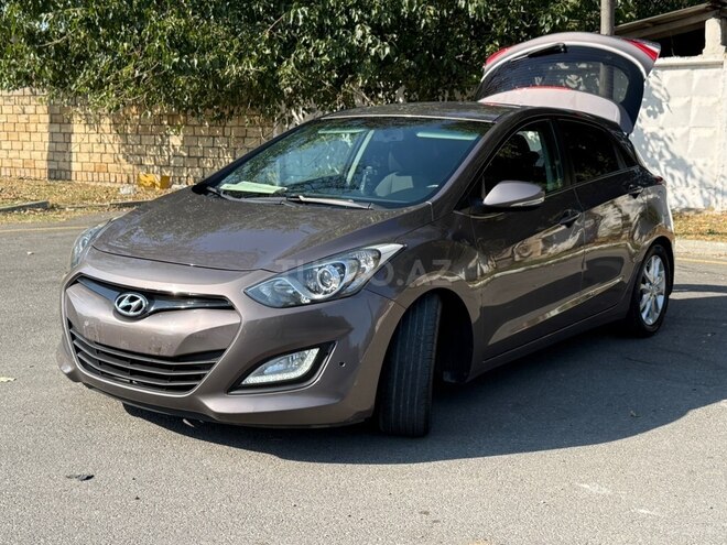 Hyundai i30 2012, 207,000 km - 1.6 л - Şəki
