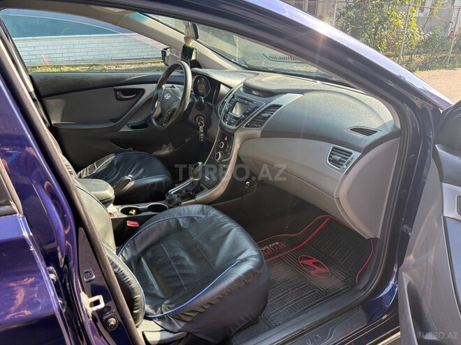 Hyundai Elantra 2014, 252,989 km - 1.8 л - Balakən