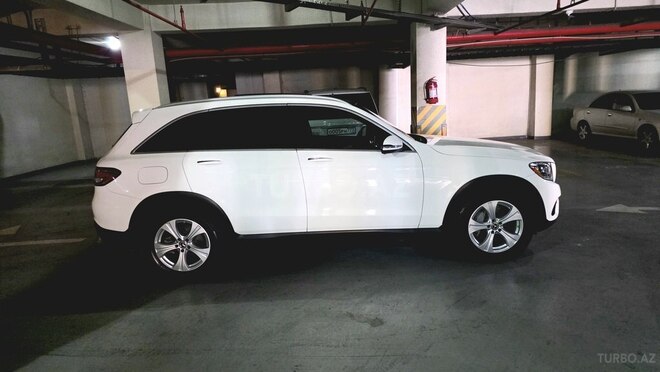 Mercedes GLC 300 2018, 144,000 km - 2.0 л - Bakı