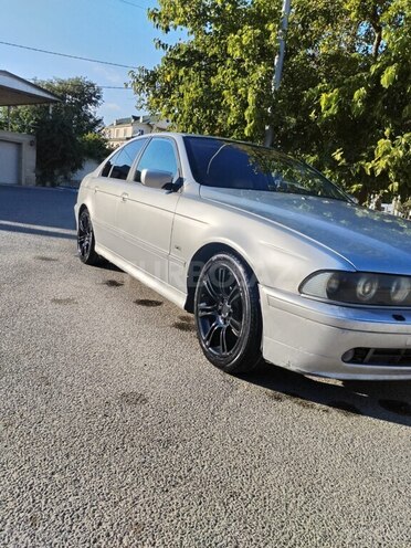BMW 528 1998, 293,000 km - 2.8 л - Sumqayıt