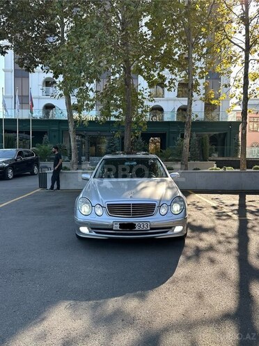 Mercedes E 240 2005, 283,742 km - 2.6 l - Şamaxı
