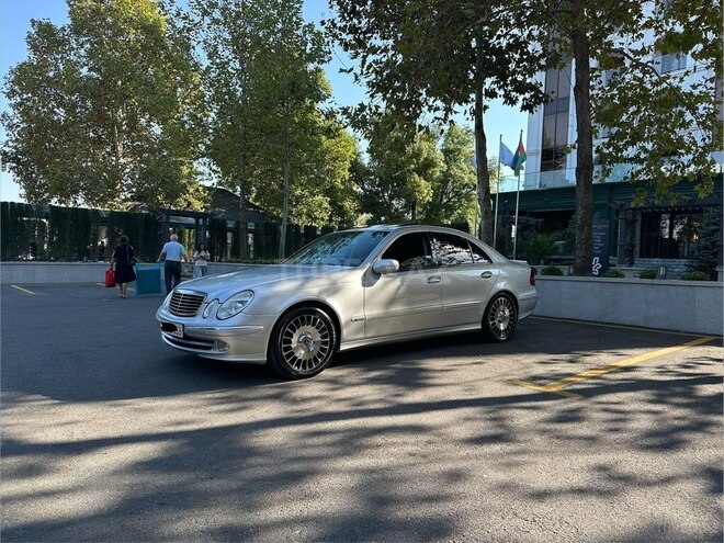 Mercedes E 240 2005, 283,742 km - 2.6 l - Şamaxı
