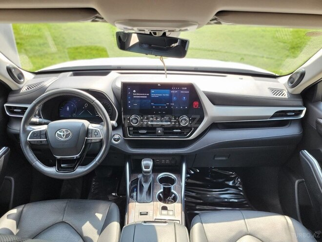 Toyota Highlander 2024, 39,000 km - 2.5 л - Bakı