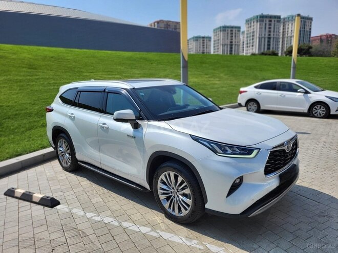 Toyota Highlander 2024, 39,000 km - 2.5 л - Bakı