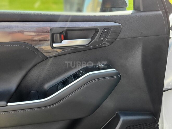 Toyota Highlander 2024, 39,000 km - 2.5 л - Bakı