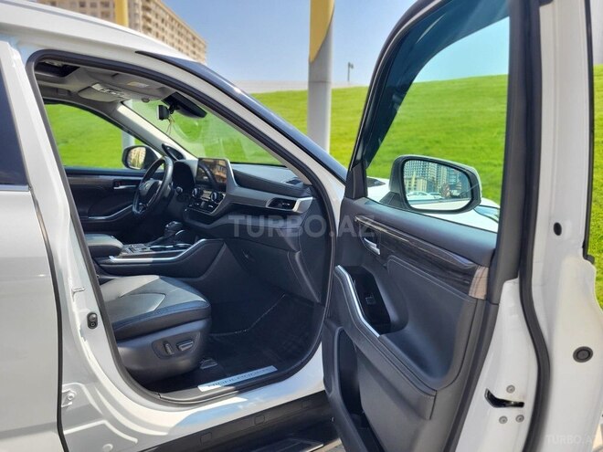 Toyota Highlander 2024, 39,000 km - 2.5 л - Bakı