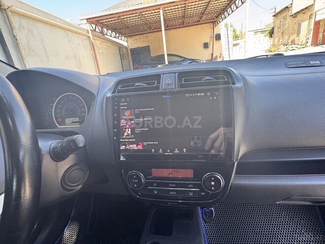 Mitsubishi Attrage 2014, 185,000 km - 1.2 л - Bakı