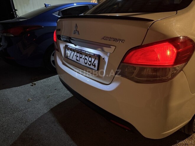 Mitsubishi Attrage 2014, 185,000 km - 1.2 л - Bakı