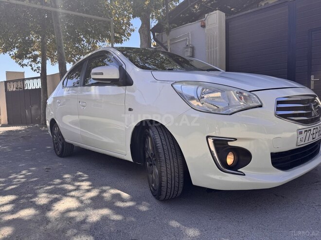 Mitsubishi Attrage 2014, 185,000 km - 1.2 л - Bakı