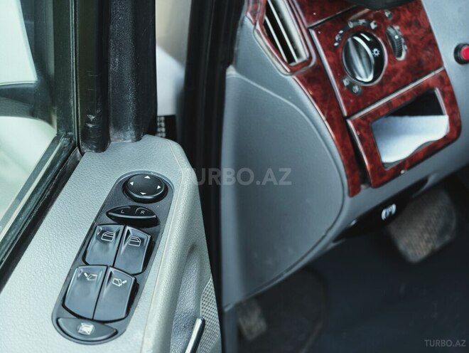 Mercedes  2005, 455,589 km - 2.1 l - Ağcabədi