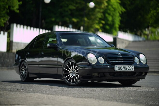 Mercedes E 320 2000, 264,000 km - 3.2 l - Şəki