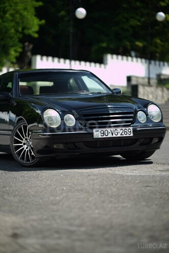 Mercedes E 320 2000, 264,000 km - 3.2 l - Şəki